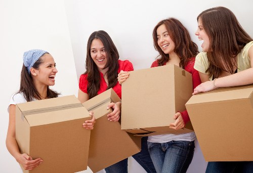 Removal van service supporting local moves in Pentonville